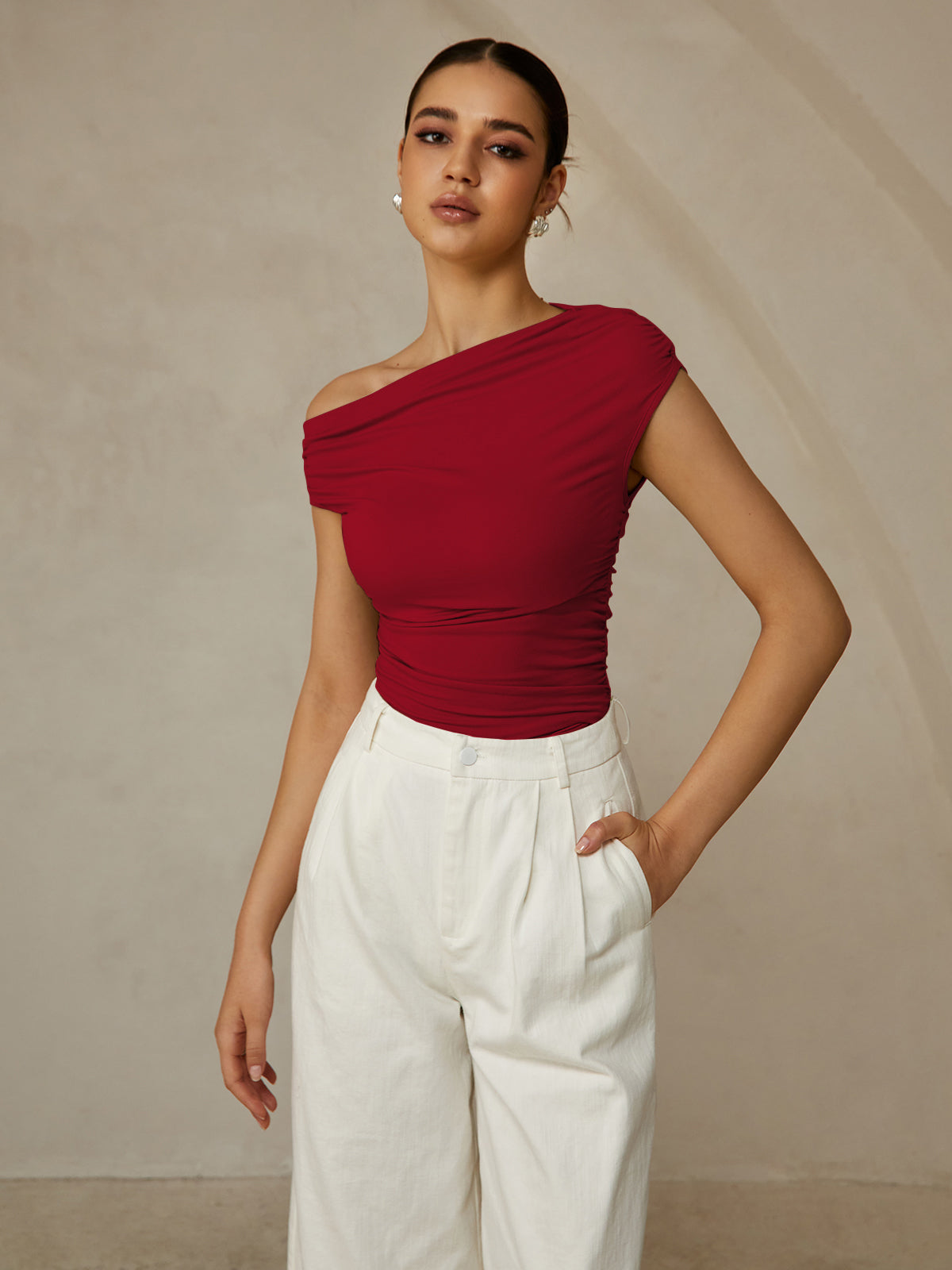 Chic Caroline Sleeveless T-Shirt